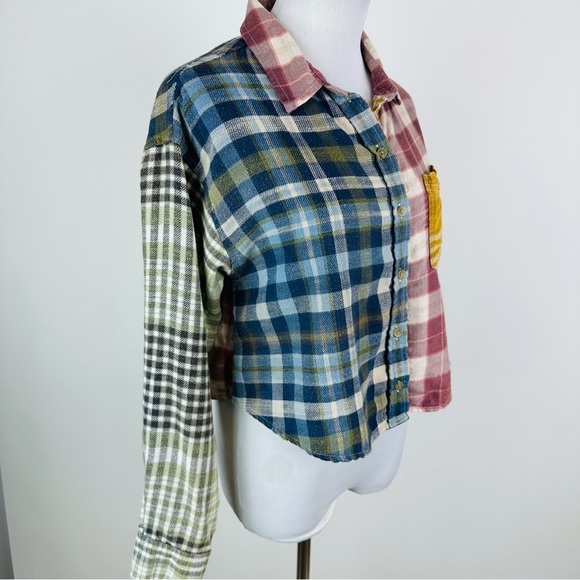 American Eagle Mixed Plaid Button Down Shirt XS - Picture 4 of 13